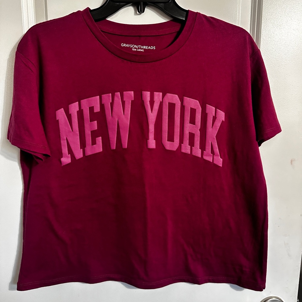 Grayson Threads “New York” Graphic Tee – Size M – New Without Tags